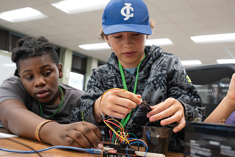 Computer Science and Technology is a popular project for Junior High 4-H'ers at Academic Conference