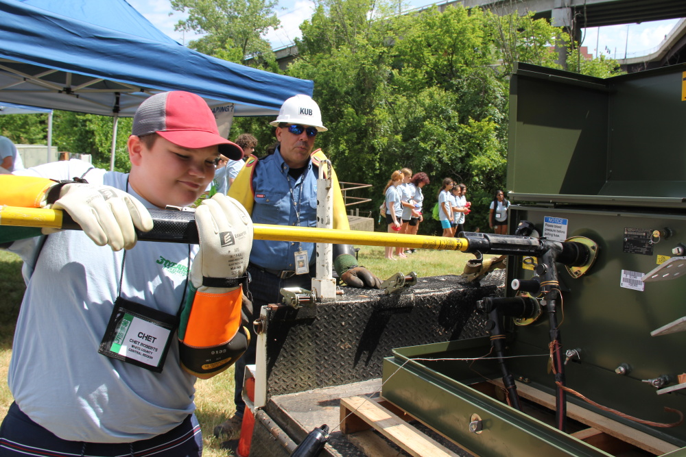 4-H Electric Camp activities